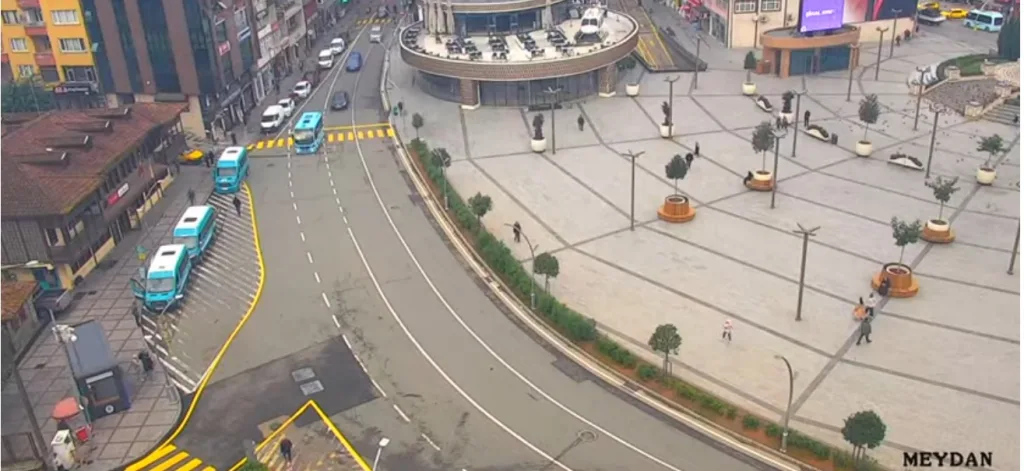 Rize Square Live Cam